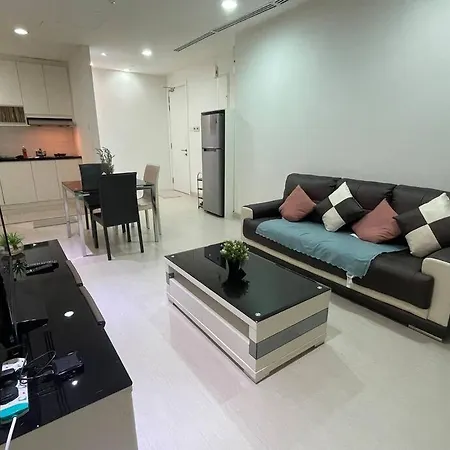 Binjai 8 Premium Soho, Klcc, Nearby Lrt By Ec Apartment Kuala Lumpur Exterior photo