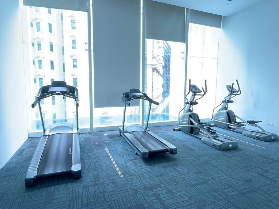 Binjai 8 Premium Soho, Klcc, Nearby Lrt By Ec *